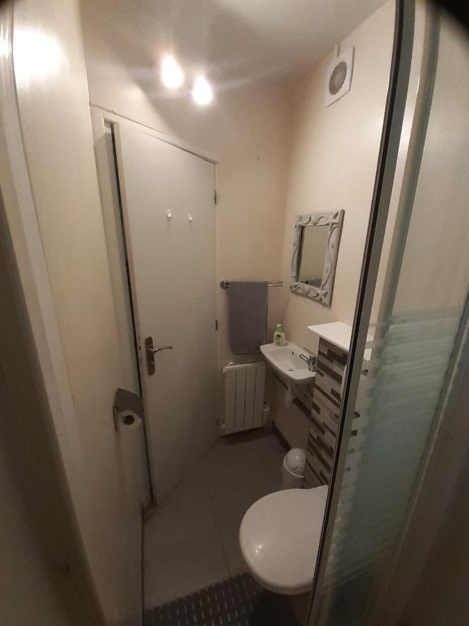 Chambre D'Hotes De La Roche Tremblante Huelgoat Esterno foto